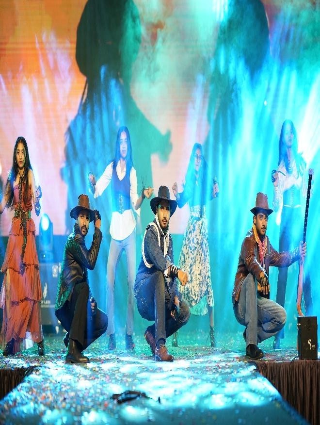 Fashion Fiesta AY 2025-26